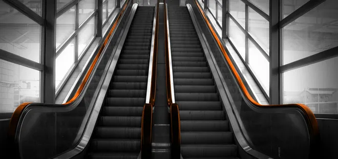 Yürüyen merdivenler tehlike saçıyor