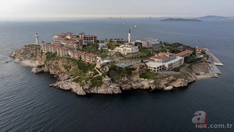 Adı "Yassı" namı "Yaslı" adaydı... Demokrasi ve Özgürlükler Adası olarak hafızalara ışık tutuyor 5