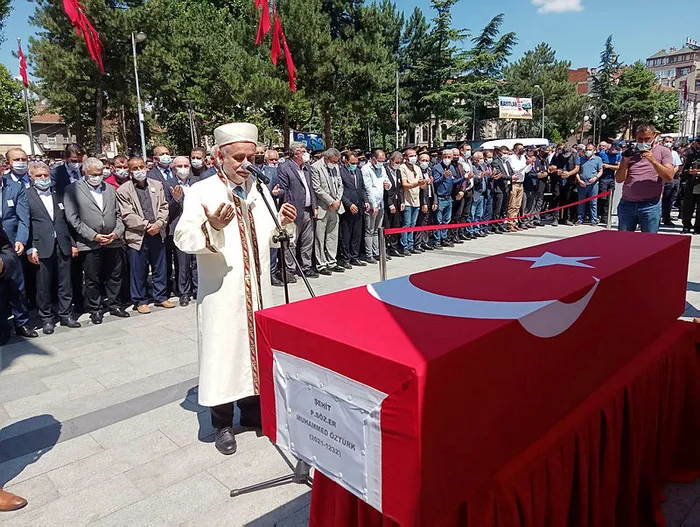 Başkan Erdoğan'dan şehit Piyade Er Muhammed Öztürk'ün ailesine başsağlığı mesajı - 3
