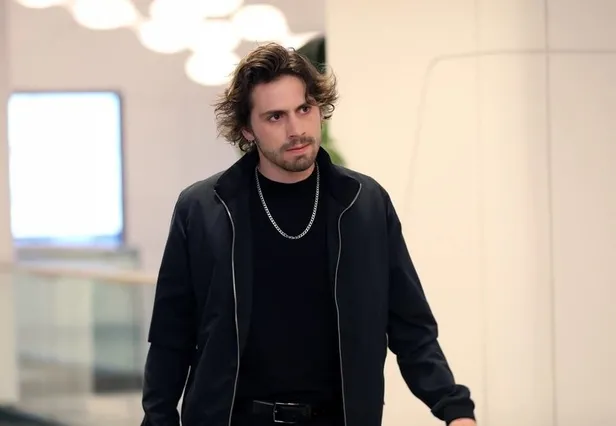 Sadakatsiz final mi yaptı? Sadakatsiz bu akşam neden yok? 4 Mayıs Kanal D yayın akışı...