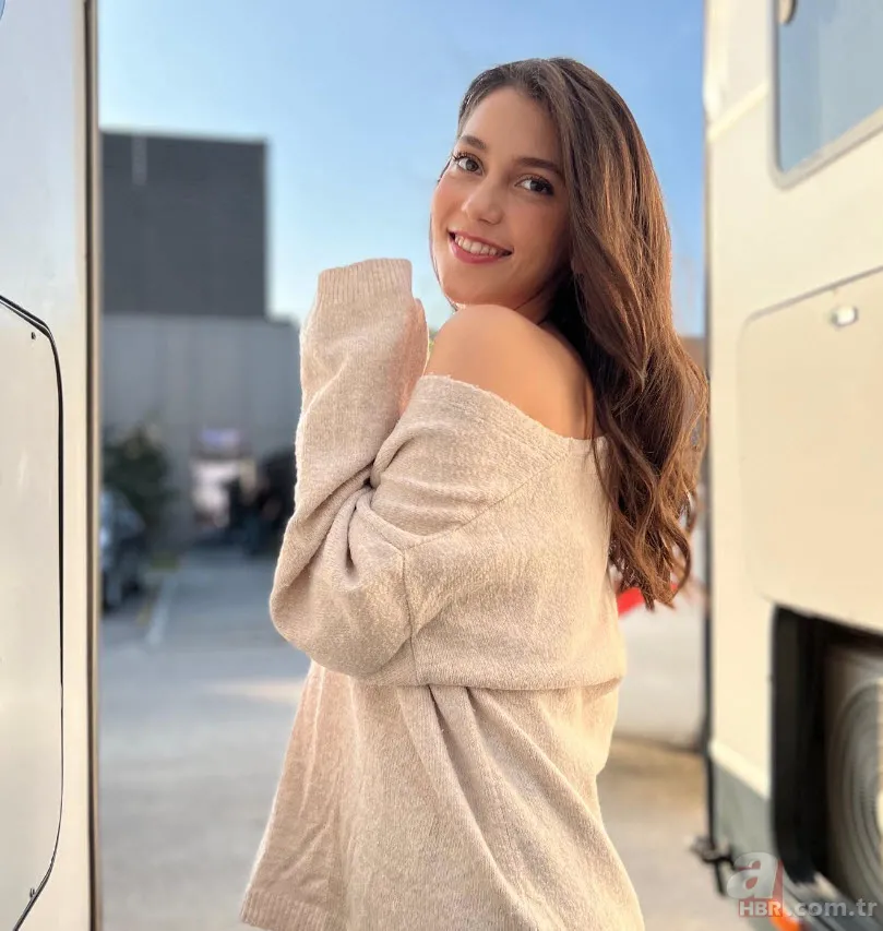 Kuruluş Osman'ın Holofira'sı Ecem Sena Bayır'ın sevgilisi de oyuncu çıktı! Bakın kiminle birlikteymiş 4