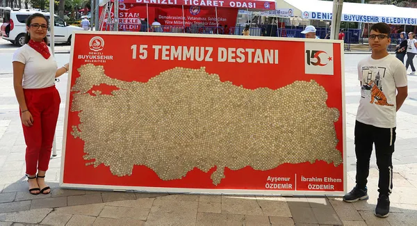 15 Temmuz hatıra paralarıyla Türkiye haritası yaptılar - 1