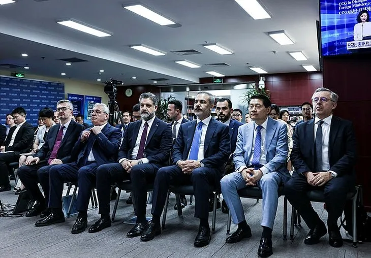 Türkiye mazlumlara ses oldu! Bakan Fidan’dan Çin’de dünyaya çağrı: Gazze’de güvenli yer yok