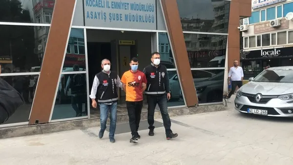 kocaelide-korkunc-kadin-cinayeti-iskence-edilerek-kadinin-vucudunda-elektrosok-kullanilmis-1664877925735.jpg Kocaeli’de korkunç kadın cinayeti! İşkence edilerek kadının vücudunda elektroşok kullanılmış - 3