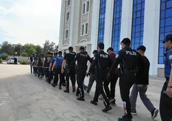 Adıyaman'da silah teşhirine operasyon! 14 şüpheli gözaltına alındı