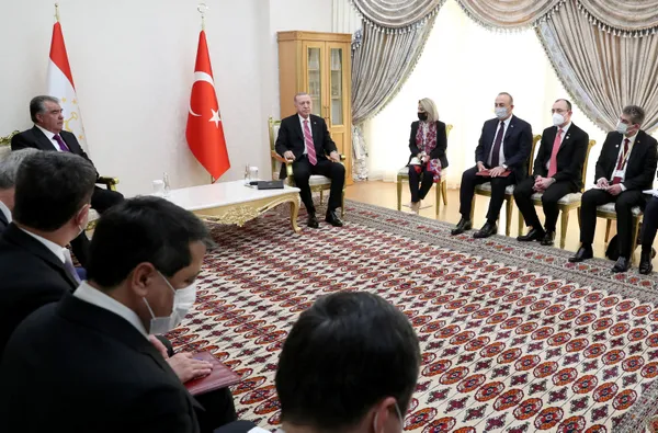 son-dakika-baskan-erdogan-yurda-dondu-dunyaya-acik-mesaj-kur-faiz-oyunlarina-prim-vermedik-vermeyecegiz-1638184523435.jpg SON DAKİKA: Başkan Erdoğan yurda döndü! Dünyaya açık mesaj: Kur, faiz oyunlarına prim vermedik vermeyeceğiz - 7