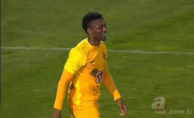 Galatasaray 3. bombayı patlatıyor! 21