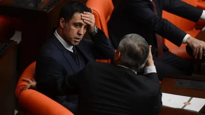 17-25 Aralık darbe girişiminin belgeleri ortaya çıktı! FETÖ’cüler Erdoğan’a ’örgüt lideri’ tanımı yapıyordu