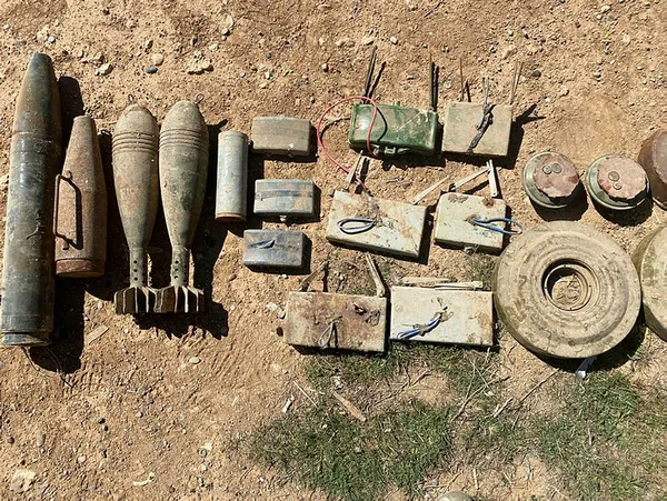 tel-abyadda-pkkypgye-ait-693-kilo-patlayici-ele-gecirildi-1617134707803.jpg Tel Abyad'da PKK'ya darbe: 693 kilo patlayıcı ele geçirildi - 1