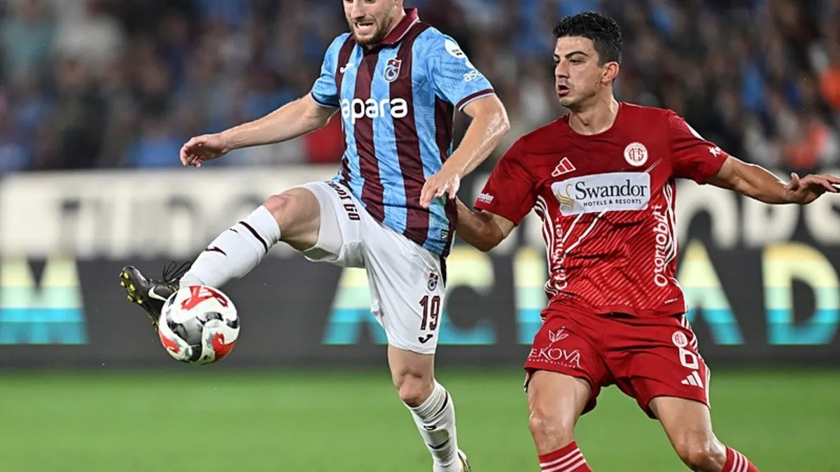 Bordo-Mavililer Antalyaspor’u ağırladı! Fırtına tek golle geçti