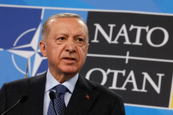 son-dakika-nato-zirvesi-sona-erdi-baskan-erdogan-isvec-73-teroristin-turkiyeye-iadesi-icin-soz-verdi-1656598707824.jpg Son dakika: NATO Zirvesi sona erdi! Başkan Erdoğan: İsveç 73 teröristin Türkiye'ye iadesi için söz verdi - 5
