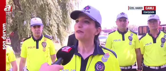 Kazadan sadece dakikalar önce... Kütahya'da yolcu otobüsü devrildi polisin uyarısı faciayı önledi | O polis memuru A Haber'de - 5