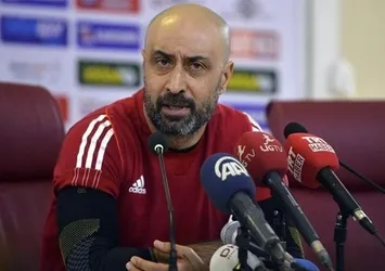 Genç milliler Tolunay Kafkas’a emanet