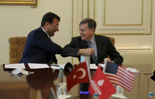 AK Parti’den CHP’li Ekrem İmamoğlu’na kritik soru! Amerika ve hibe mi? 5 milyon dolarlık hibe neyin karşılığı?