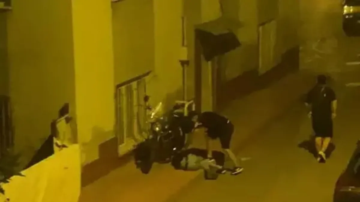 Samsun'da 2 kişi sokak ortasında darbedildi