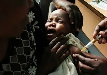 Yeni geliştirilen sıtma aşısı 12 Afrika ülkesine gidecek