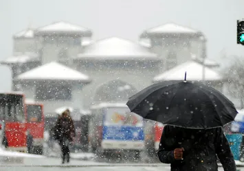 Meteoroloji, İstanbul'da kar için yeni tarih verdi