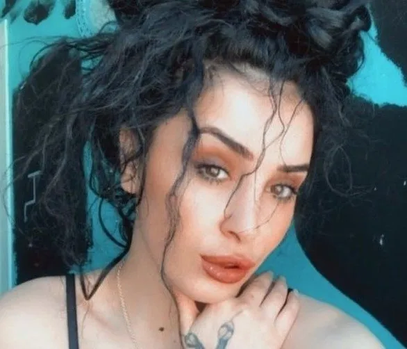 sarkici-secil-ciftci-erkek-arkadasini-oldurmustu-vahsi-cinayette-yeni-detaylar-ses-kaydi-ortaya-cikti-1673937285281.jpg Şarkıcı Seçil Çiftçi erkek arkadaşını öldürmüştü! Vahşi cinayette yeni detaylar | Ses kaydı ortaya çıktı - 4