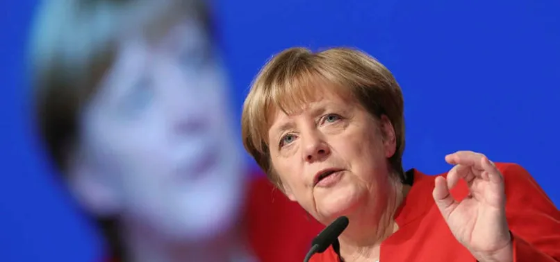 Angela Merkel’den 'çifte vatandaşlık' açıklaması