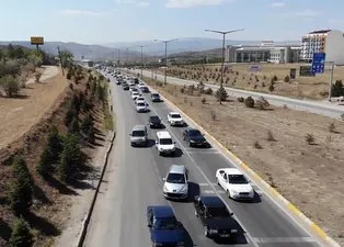 Kurban Bayramı trafiği başladı! Kocaeli ve İstanbul’da yollarda araç yoğunluğu