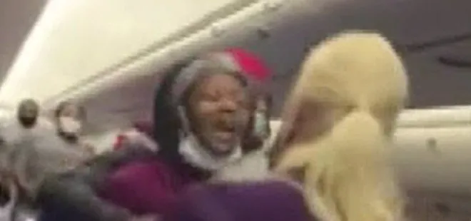 Yolcu uçağında maske takmadı! Kabin görevlisini darp etti