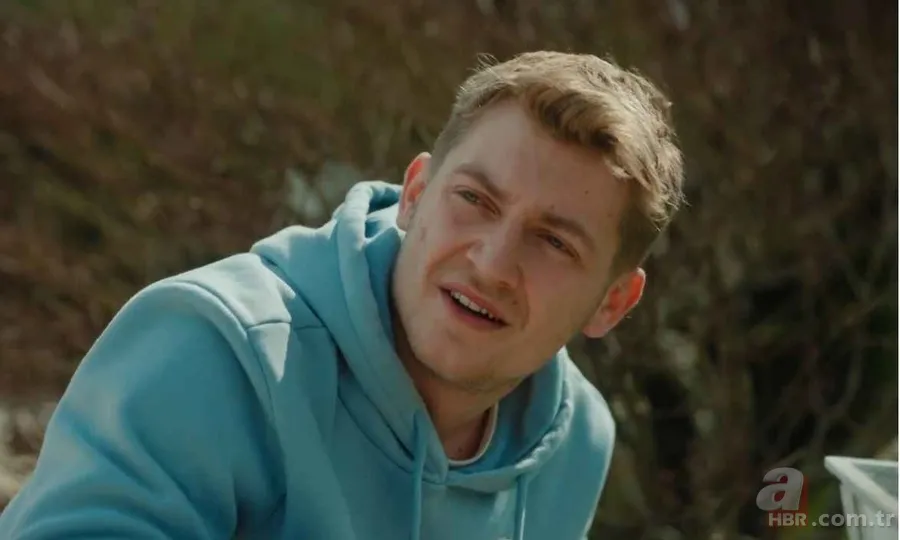 Ateş Kuşları'nın Zıpkın'ı Erdem Şanlı'nın sevgilisini görenler şaşırdı! Meğer herkes tanıyormuş! Sevilen dizinin başrolünde... 3