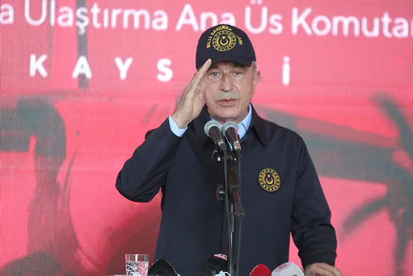 Milli Savunma Bakanı Akar'dan sınır ötesi operasyon mesajı - 6