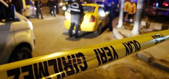 Park halindeki araca sopalı saldırı