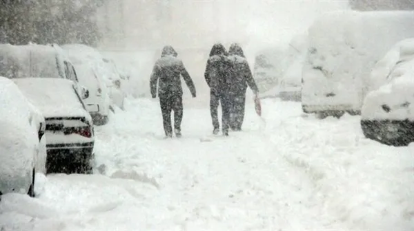 meteorolojiden-flas-yogun-kar-uyarisi-yarin-sabah-saatlerinde-basliyor-1611849588977.jpg
