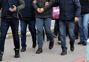 13 ilde eş zamanlı FETÖ operasyonu