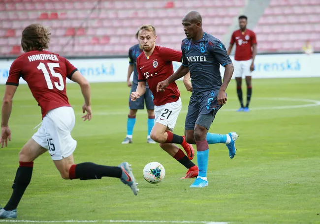 Sparta Prag karşısında Trabzonspor'dan muhteşem dönüş | Sparta Prag - Trabzonspor: 2-2 - 2