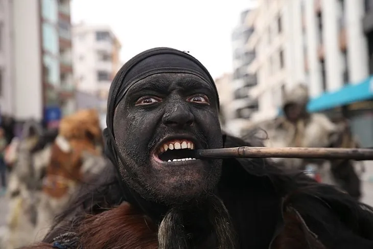 Düşmanların korkulu rüyası olmuşlardı! 'Tülütabaklar' sokağa indi