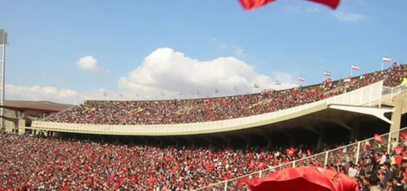 İran'da "Ne Mutlu Türk'üm Diyene" tezahüratı