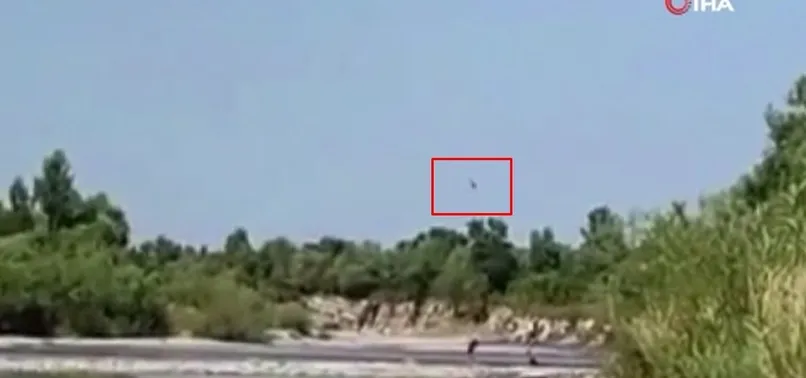 Ukrayna’da uçak evin çatısına düştü: 4 ölü