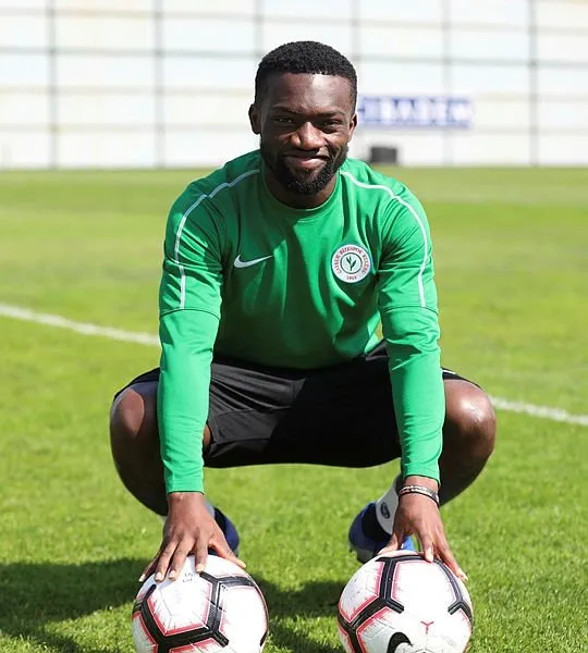 Okechukwu Azubuike Başakşehir’de!