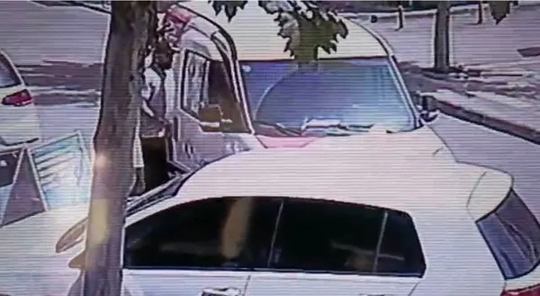 1684504340105.jpg Bu kadarı da "pes" dedirtti! Pişkin hırsız herkesin gözü önünde... - 4