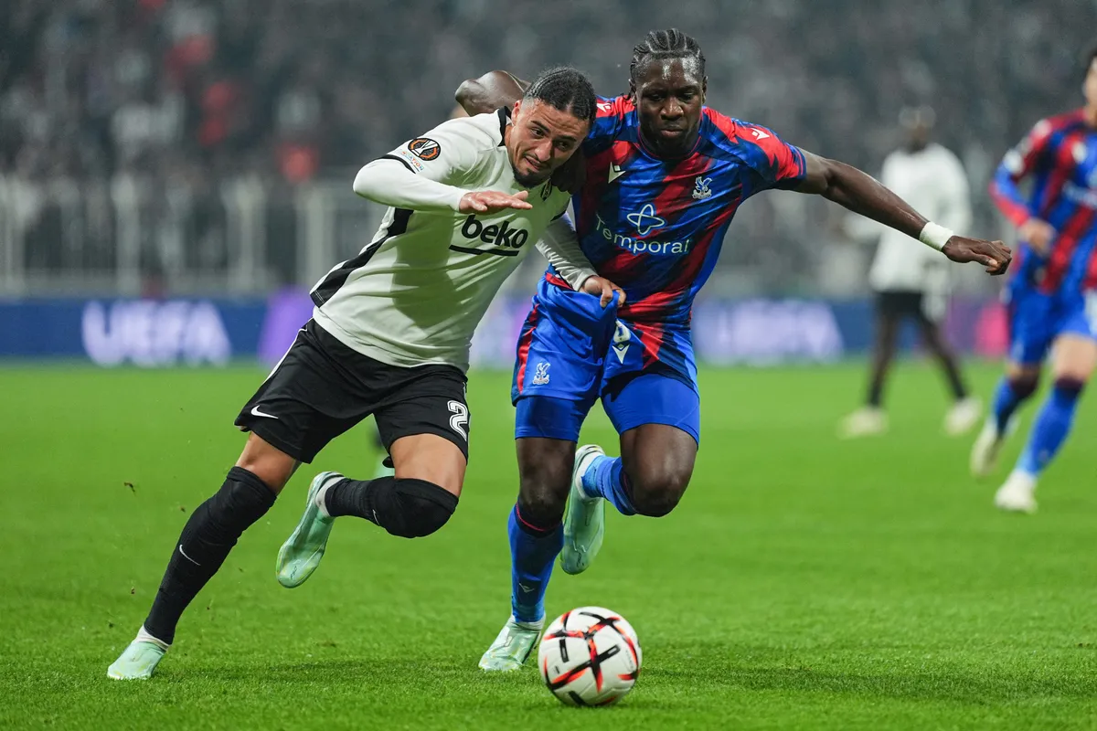 Beşiktaş-Crystal Palace maçında 4 gol! UEFA Avrupa Ligi'nde siyah-beyazlılar 1 puan aldı - 3