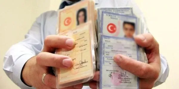 igadan-kktcye-gidecek-yolculara-eski-tip-kimlik-karti-uyarisi-1624989051342.jpg Eski TC kimlik kartları artık geçerli olmayacak! O ülkeye seyahat edeceklere kritik uyarı | YENİ TC KİMLİK KARTI NASIL ALINIR? - 3