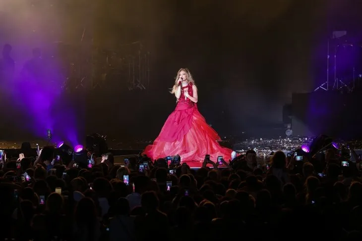 Jennifer Lopez Antalya’da fırtına gibi esti