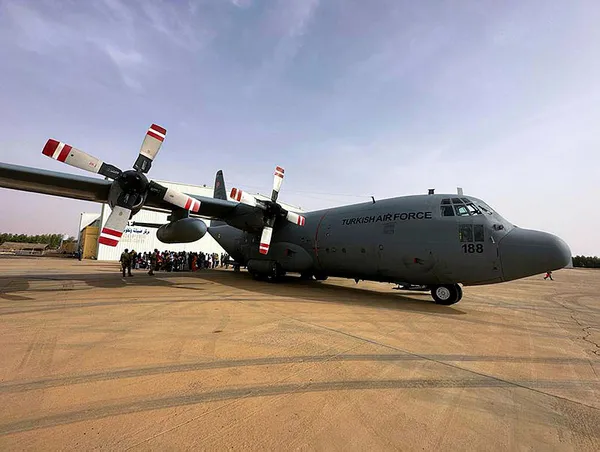 Dışişleri Bakanlığı: Türk vatandaşlarının Sudan’dan tahliyesi tamamlandı