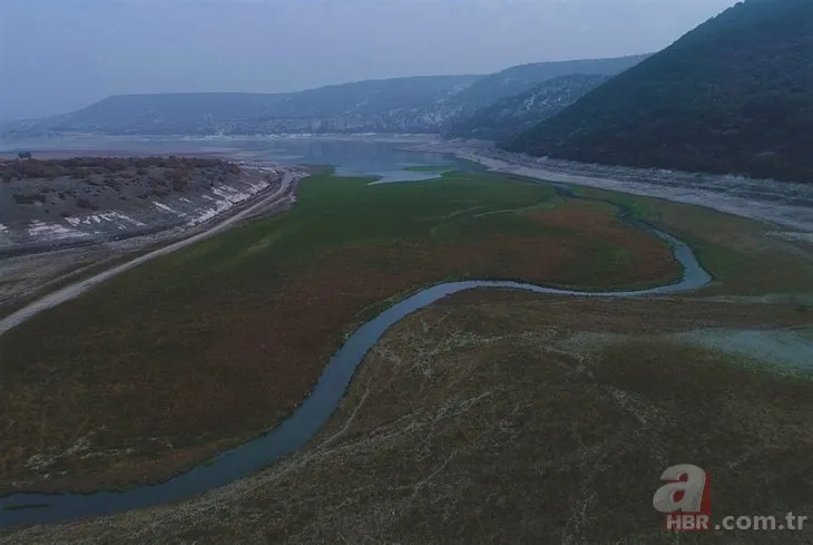70 yıllık minare ortaya çıktı! Kuraklık alarmı veren Porsuk Barajı havadan görüntülendi