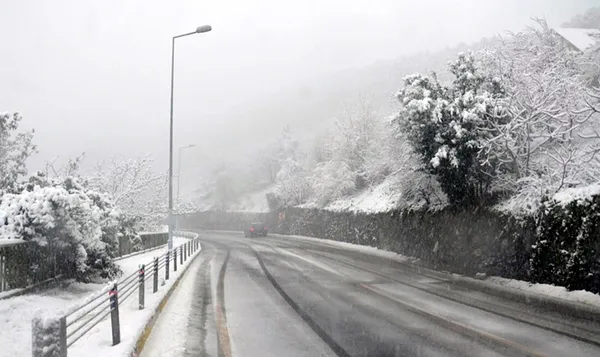 Son dakika: İstanbul için kar ve fırtına uyarısı! İstanbul’da ne zaman fırtına çıkacak? Kar yağışı devam edecek mi?
