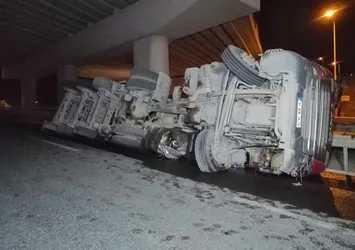 Feci kaza! Ekipler yaralı şoför için seferber oldu