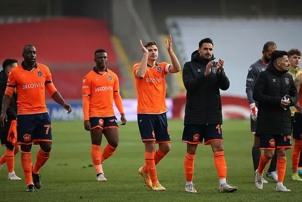 Medipol Başakşehir: 2 - Gaziantep FK: 0 MAÇ SONUCU
