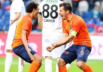 Başakşehir Akhisar'ı son dakikada yıktı