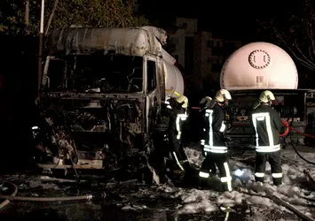 Denizli'de petrol istasyonunda patlama!