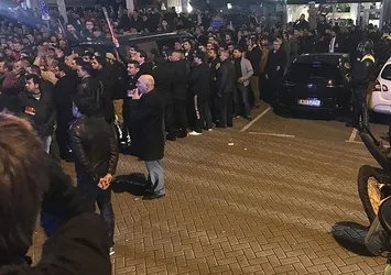 Hollanda Dostluk Grubu lağvediliyor