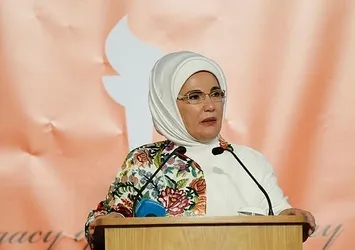 Emine Erdoğan'dan "10 Muharrem" paylaşımı