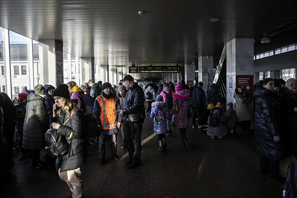 İngiltere’den büyük skandal! Sadece 300 Ukraynalı mülteciye kapı aralamışlar