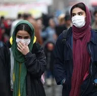 İranda koronavirüs alarmı! Maskeyle çıktılar...